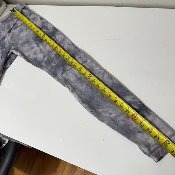 Lululemon Align Crop Cross WAist in Diamond Dye stargaze pitch gray size 6 - Picture 7 of 10